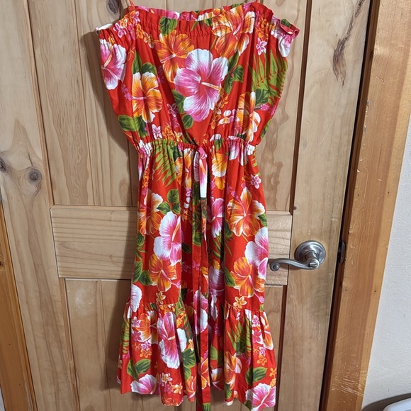 Vintage Paradise Hawaii Floral Red Sundress with Tie Waist - Picture 2 of 6